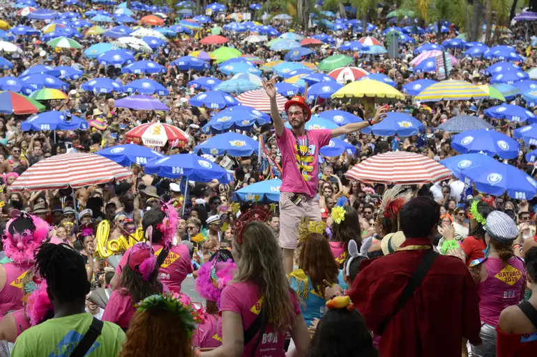 Brasil recebe 300 mil estrangeiros no Carnaval