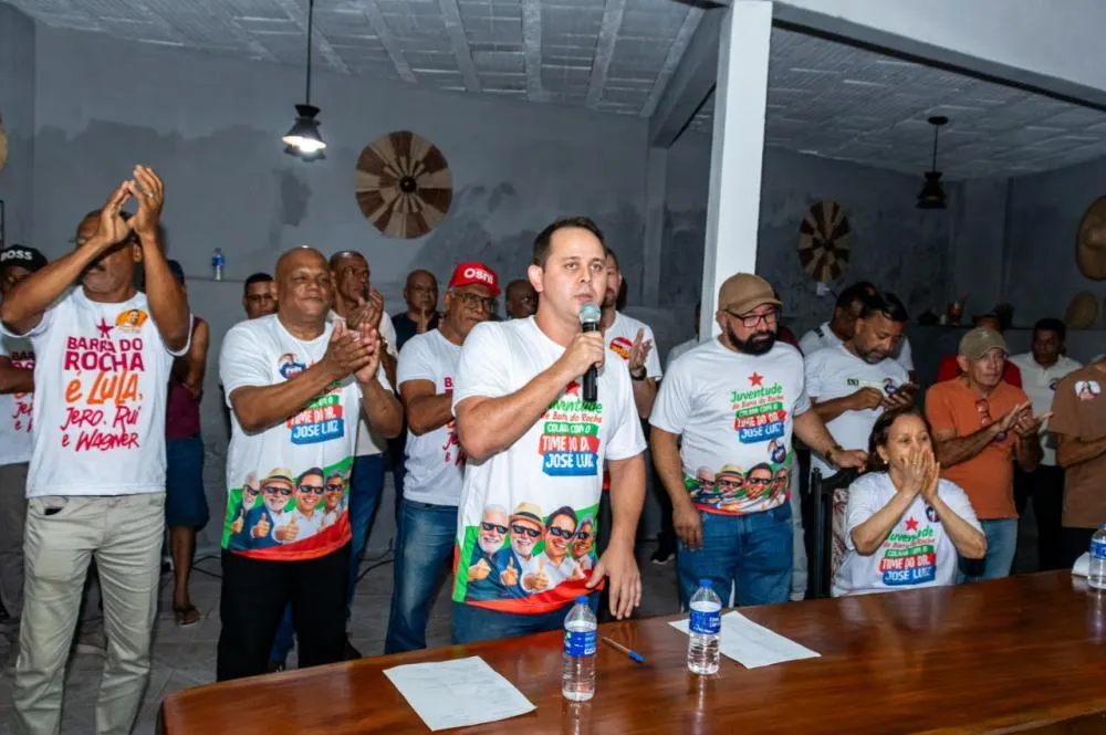 José Luiz reúne multidão, e lideranças em reunião política em Barra do Rocha