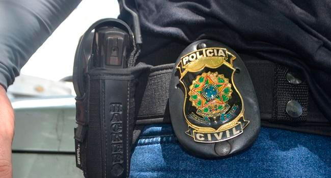 Homem é preso suspeito de estuprar filhas de 09 e 11 anos: ‘escravas sexuais’, diz delegada