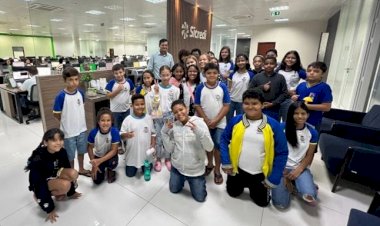 Alunos do 5º ano da Escola Municipal Pioneiros de Canarana realizam “Expedição Investigativa” na Sede da Sicredi Araxingu