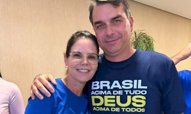 ”Vou lutar pelo Brasil até o final”, diz Flávio Bolsonaro durante passagem por MT