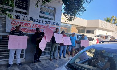 Indígenas Xavante realizam protesto na sede do DSEI Xavante em Barra do Garças