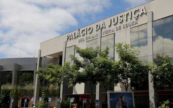 TJ mantém suspenso aumento salarial de prefeita e vereadores em Ribeirão Cascalheira