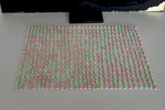 Passageira de ônibus é presa com mais de 400 comprimidos de ecstasy em Cocalinho