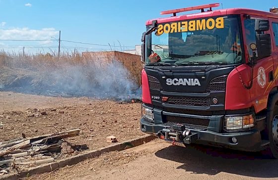 Corpo de Bombeiros combate quatro incêndios em vegetação em Primavera do Leste e Confresa